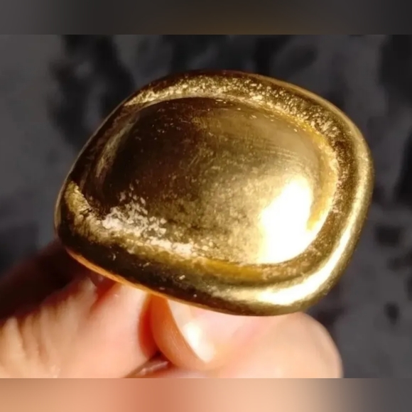 Vintage 90s LES BERNARD matte gold tone SHIELD earrings clip ons modernist glam - Picture 8 of 11